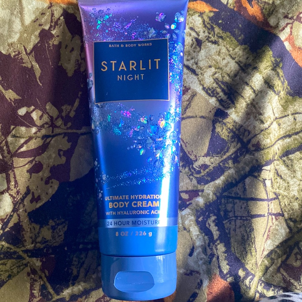 Bath and Bodyworks starlit Night body cream